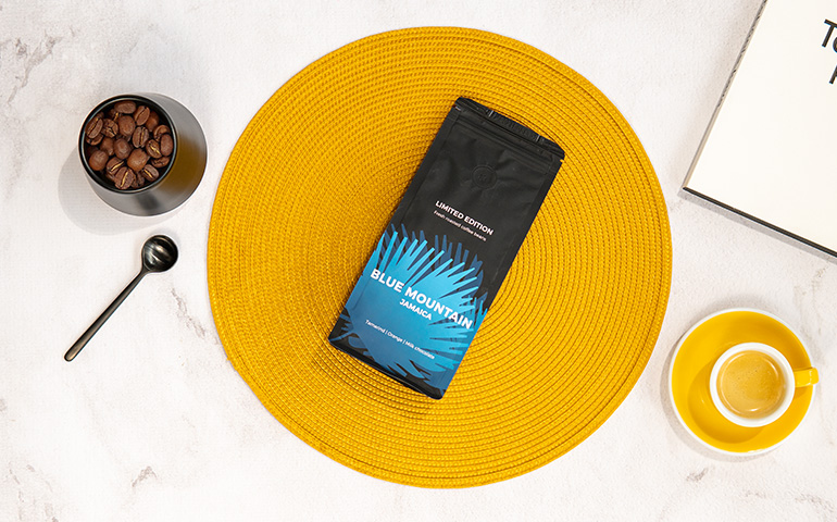 Specialty coffee beans “Jamaica Blue Mountain” 